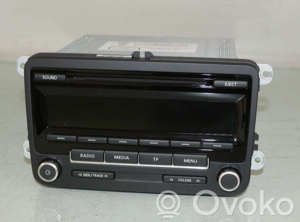 Volkswagen PASSAT B7 Panel / Radioodtwarzacz CD/DVD/GPS 
