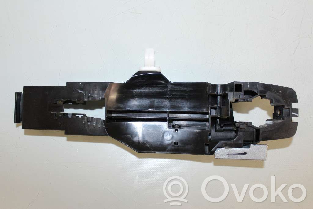 Nissan Note (E12) Manecilla externa puerta delantera 