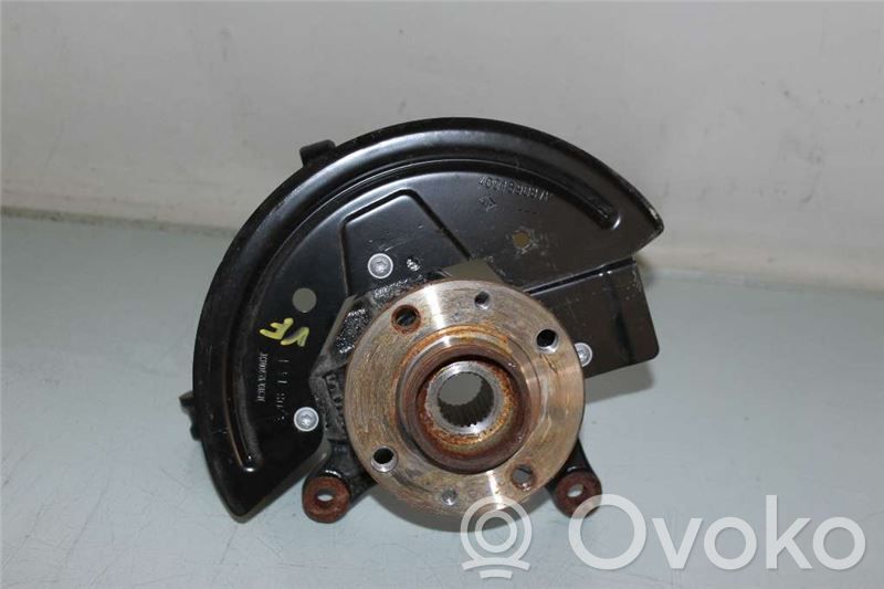 Renault Captur Achsschenkel vorne 