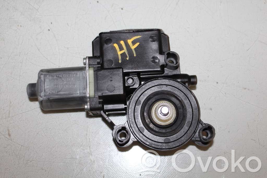 Volkswagen Transporter - Caravelle T5 Silnik regulatora szyby drzwi przednich 