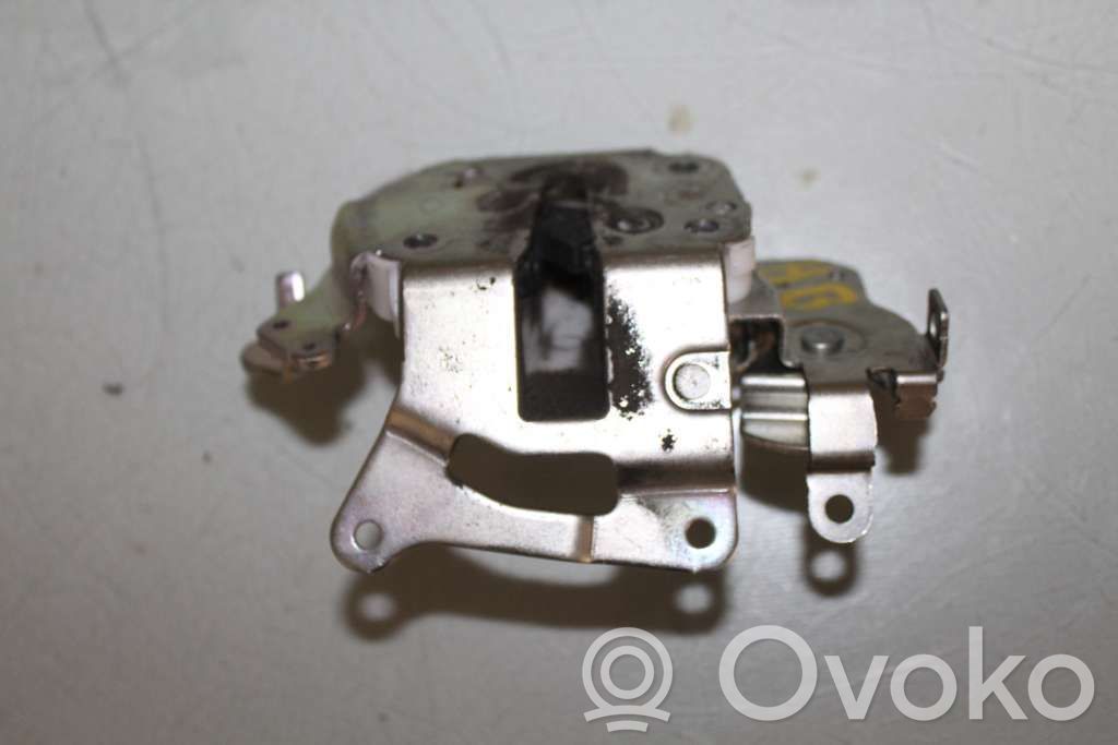 Dacia Dokker Rear door lock 