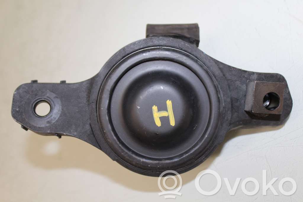 Engine mount bracket   41022FJ010,41022FJ010
