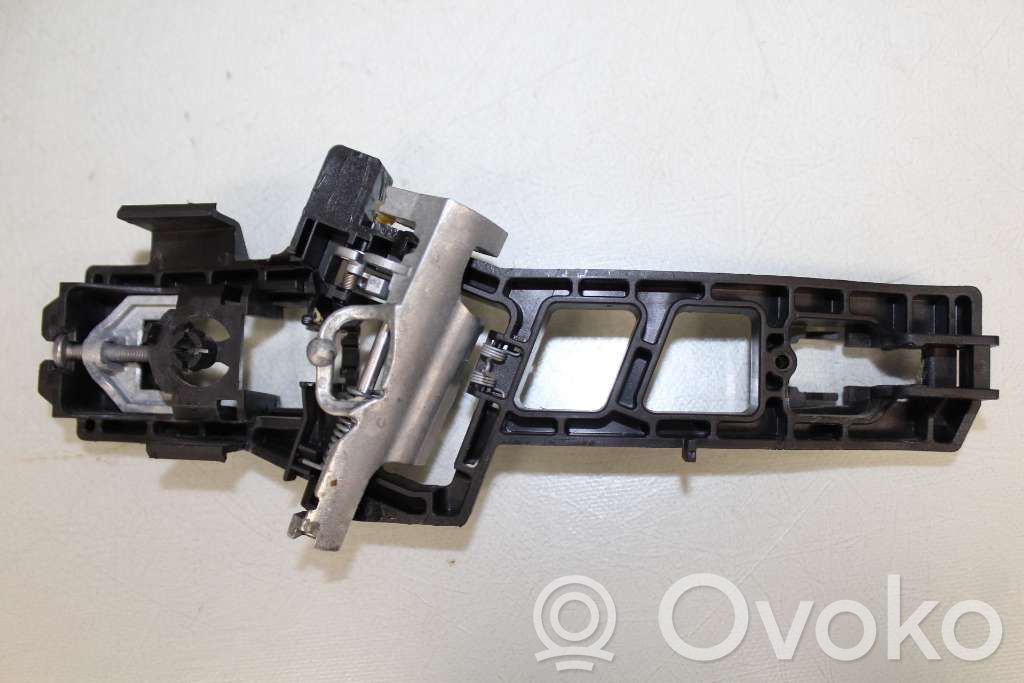 Ford Fiesta Manecilla externa puerta delantera 