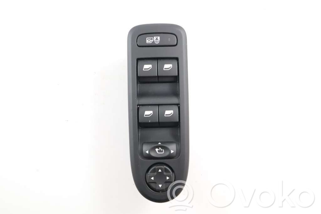 Electric window control switch   6490NR,96659465ZD