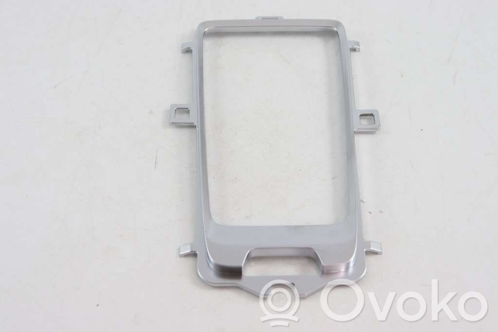 Volvo V40 Moldura del panel 