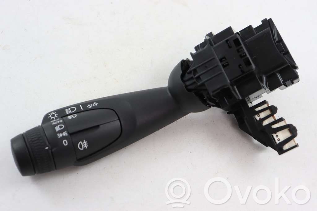 Volvo XC40 Palanca de intermitentes 