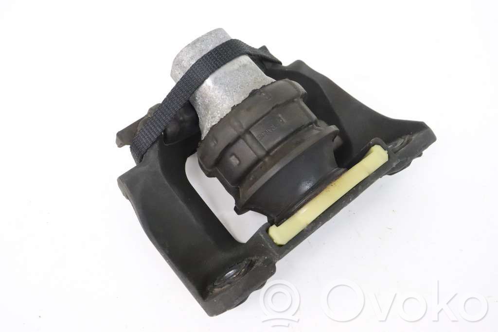 Engine mount bracket   32298680,32137494