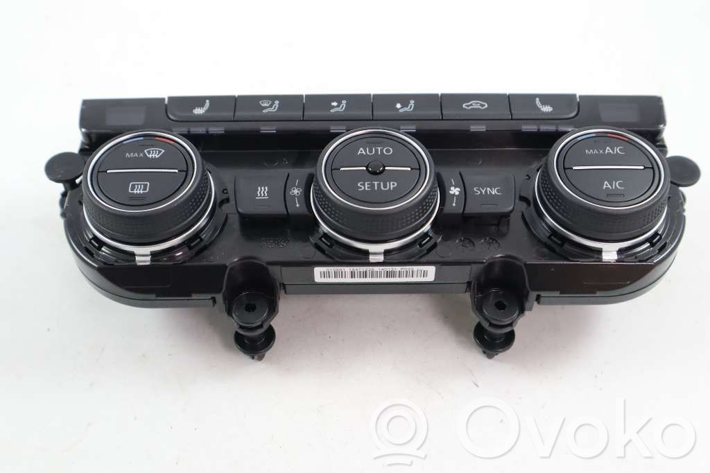 Volkswagen Golf VII Panel klimatyzacji 