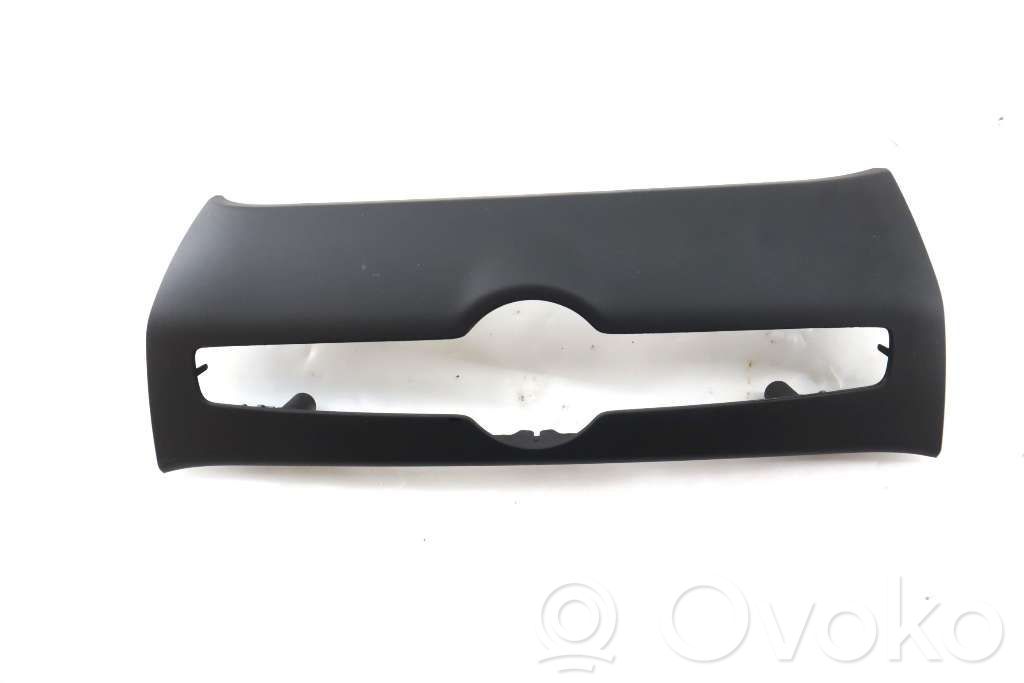 Volvo V60 Konsola środkowa / Radio / GPS 