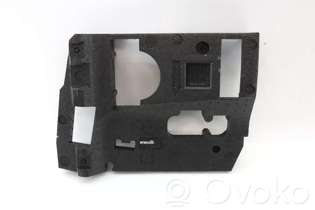 Volvo XC90 Tool box 