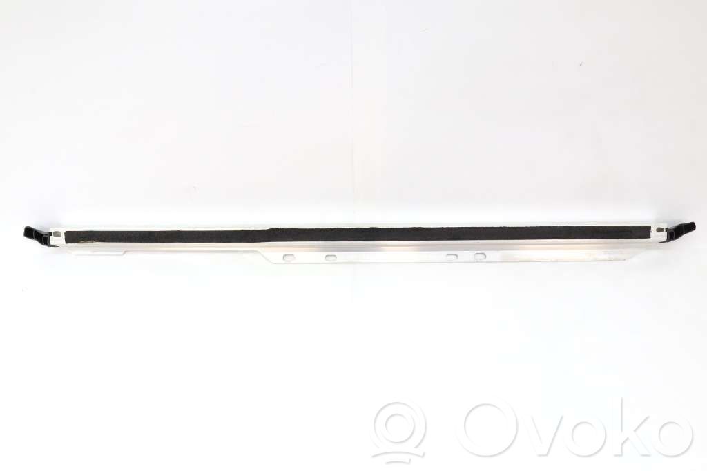 Coil spring mount   32318509,31420046