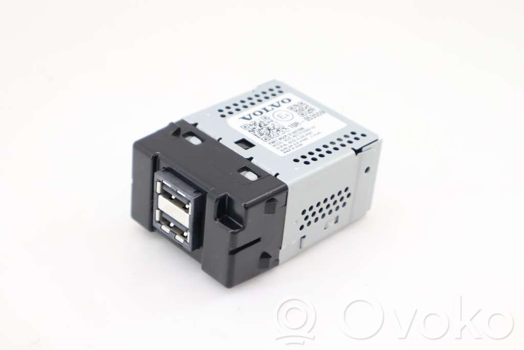 USB socket connector   31407038,31407038,31407038