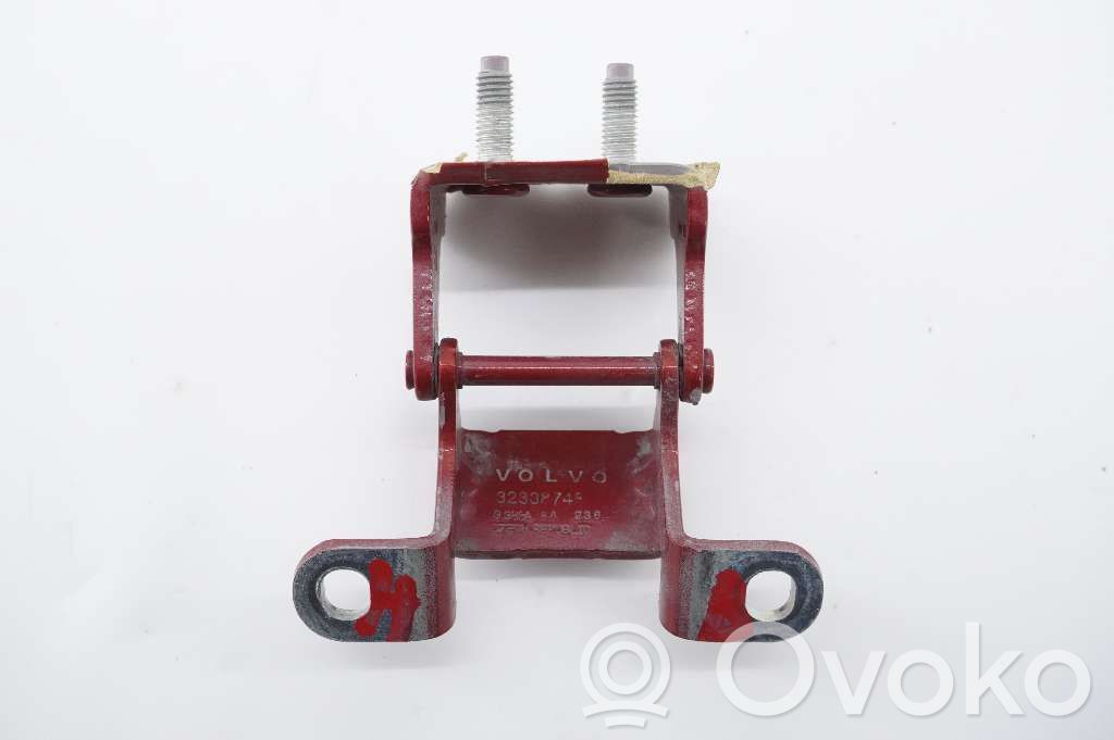 Volvo XC40 Tailgate/trunk/boot hinge 
