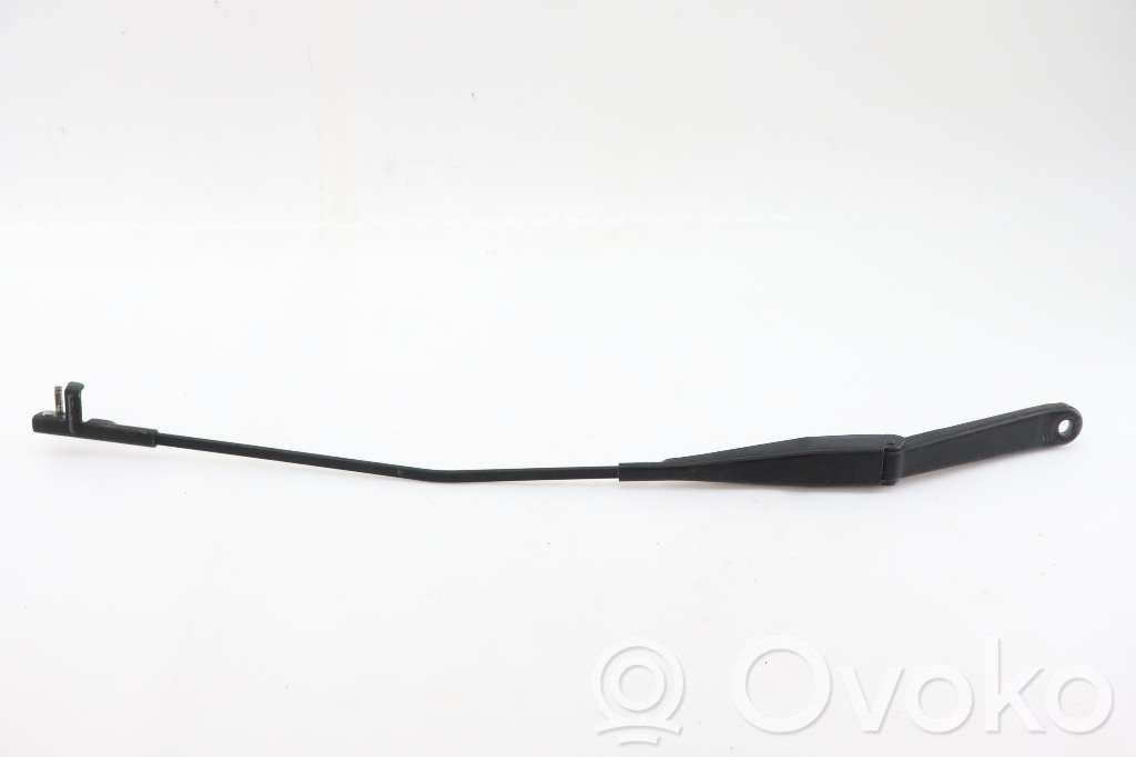 Ford Focus Front wiper blade arm 