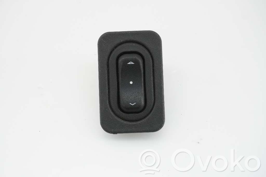Opel Combo C Electric window control switch 