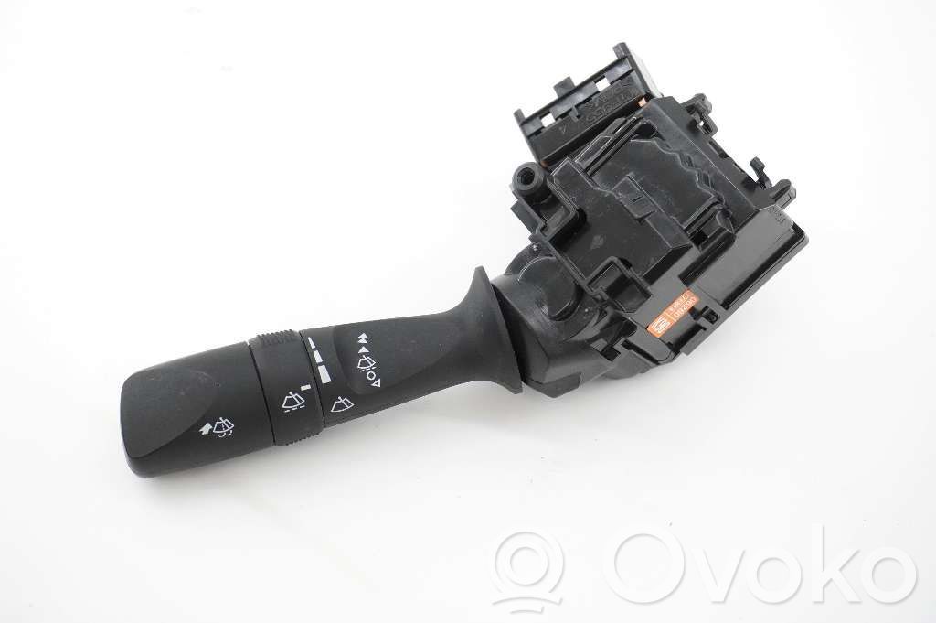 Toyota Hilux (AN120, AN130) Wiper control stalk 