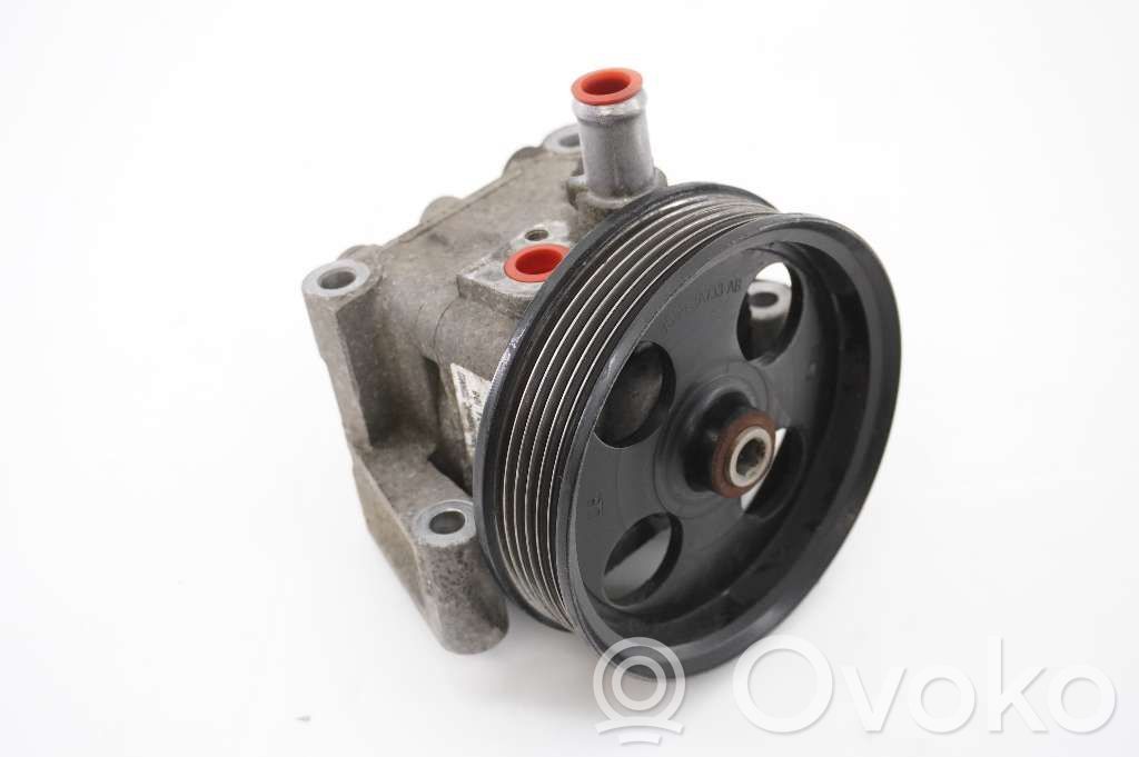 Volvo V70 Ohjaustehostimen pumppu 