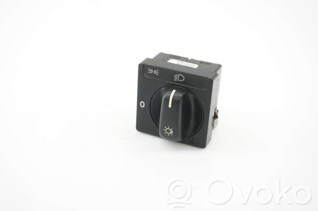 Volvo S90, V90 Interruptor de luz 