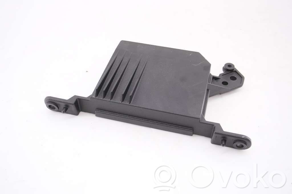 Volvo V90 Cross Country Sound amplifier 