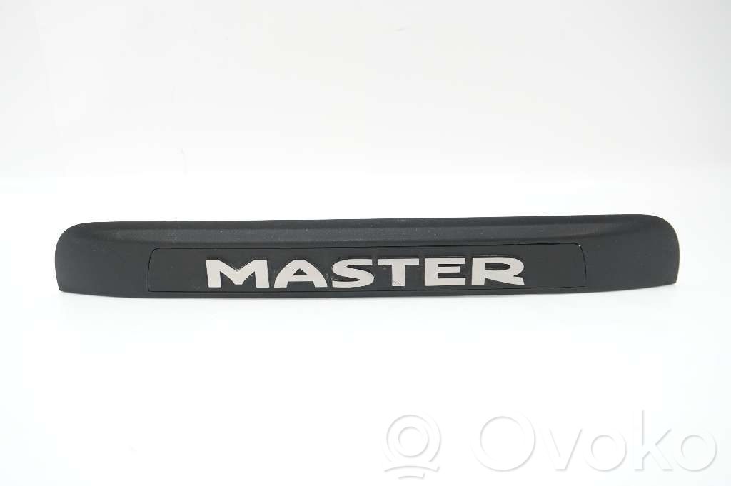 Renault Master III Tailgate trim 