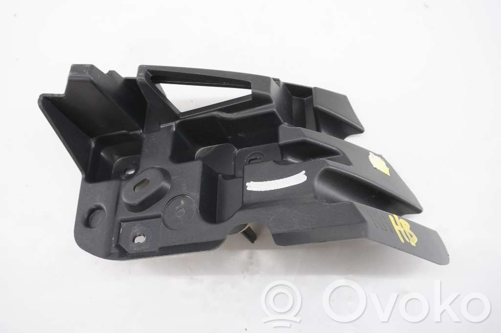 Renault Captur II Rear bumper mounting bracket 