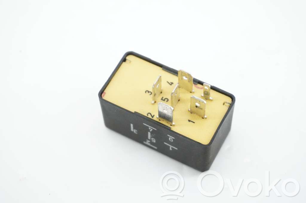Volvo 940 Central locking relay 