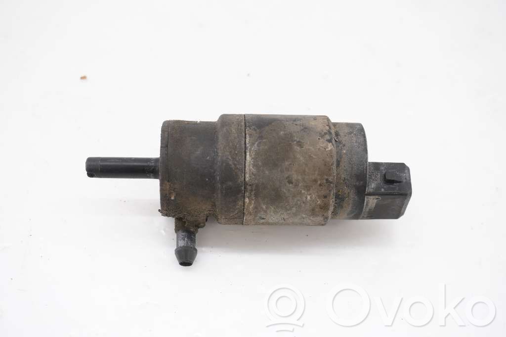 Saab 9-5 Windscreen/windshield washer pump 