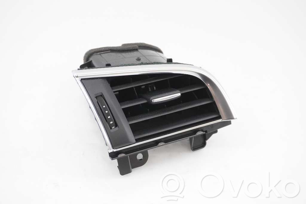 Mazda 6 Rejilla de ventilación central del panel 