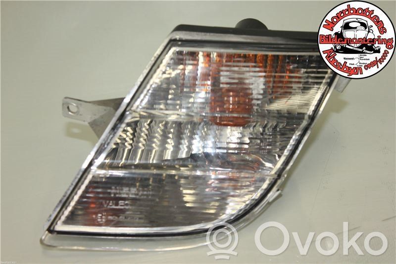 Nissan Micra Front indicator light 