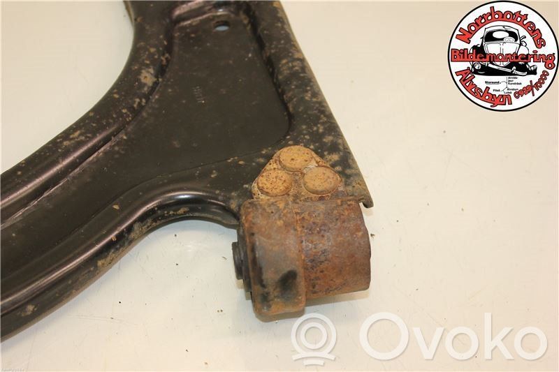Querlenker Achsschenkel vorne   P352064