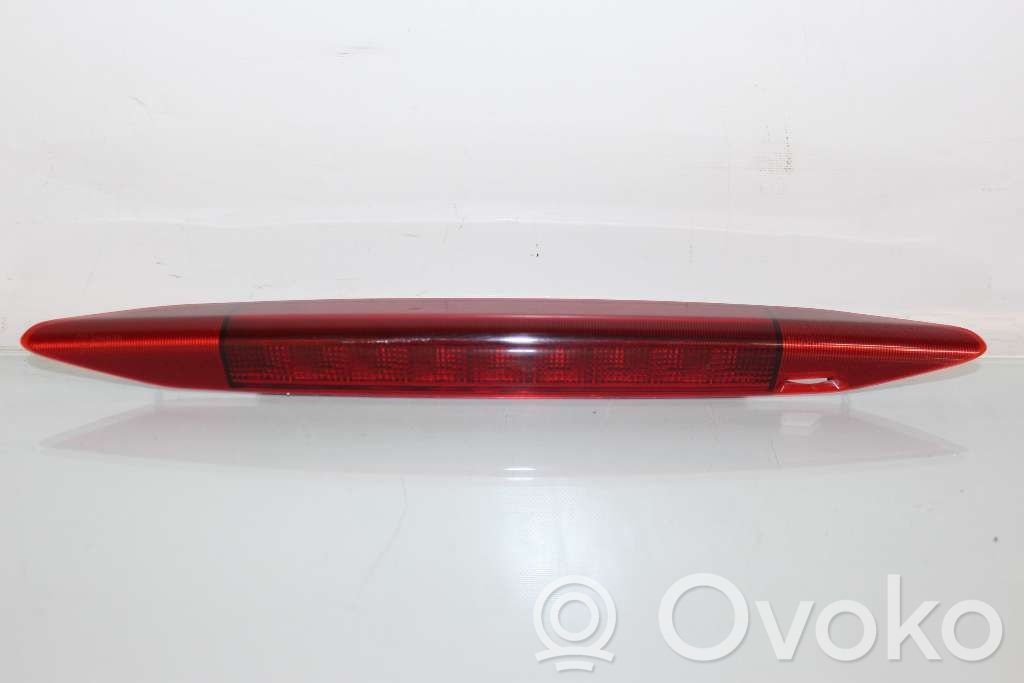 Subaru Outback Third/center stoplight 
