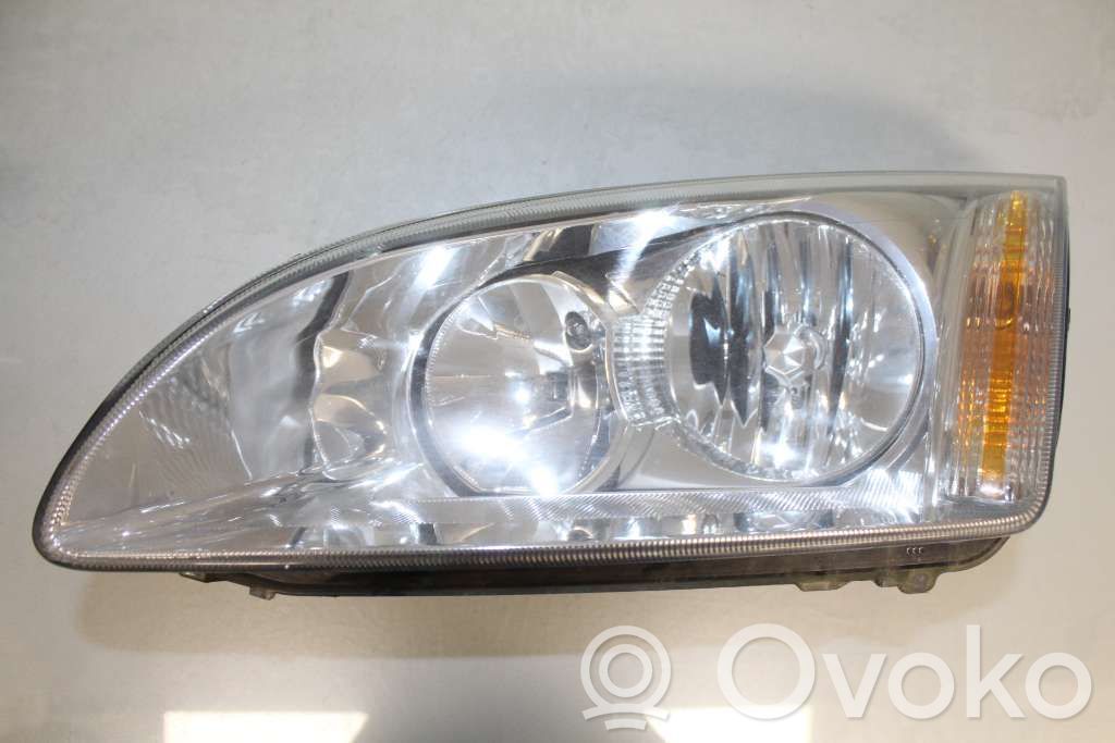 Ford Focus Headlight/headlamp 