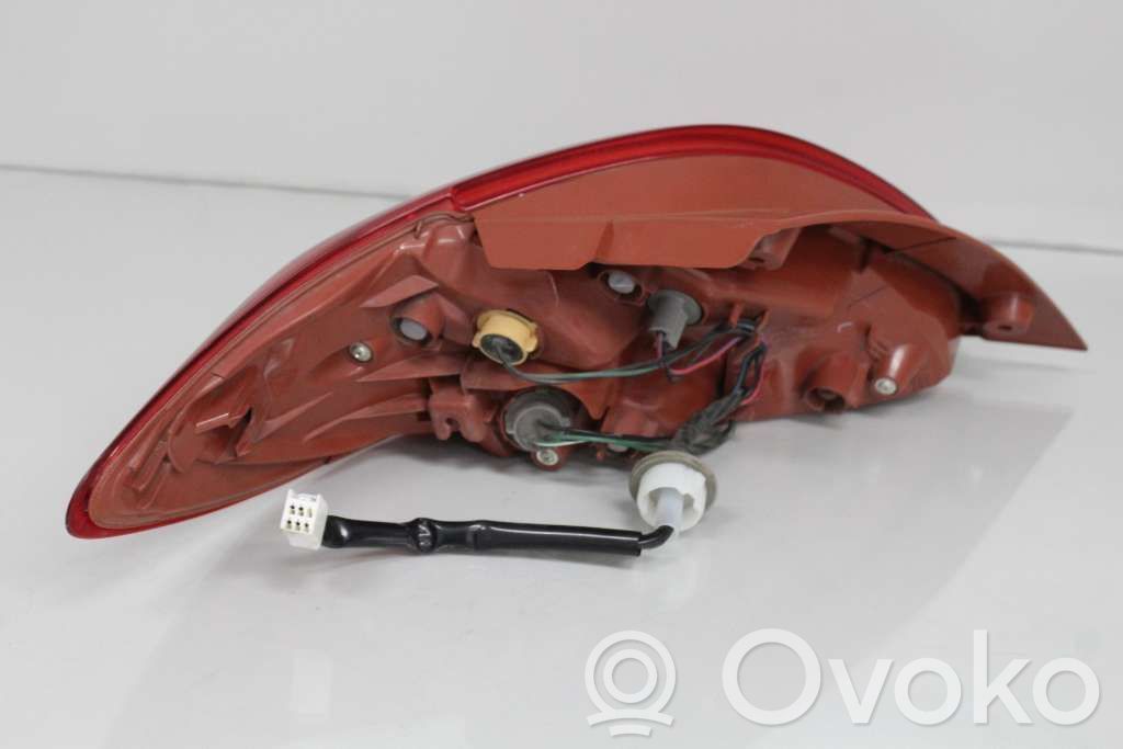 Mazda 2 Takavalot 