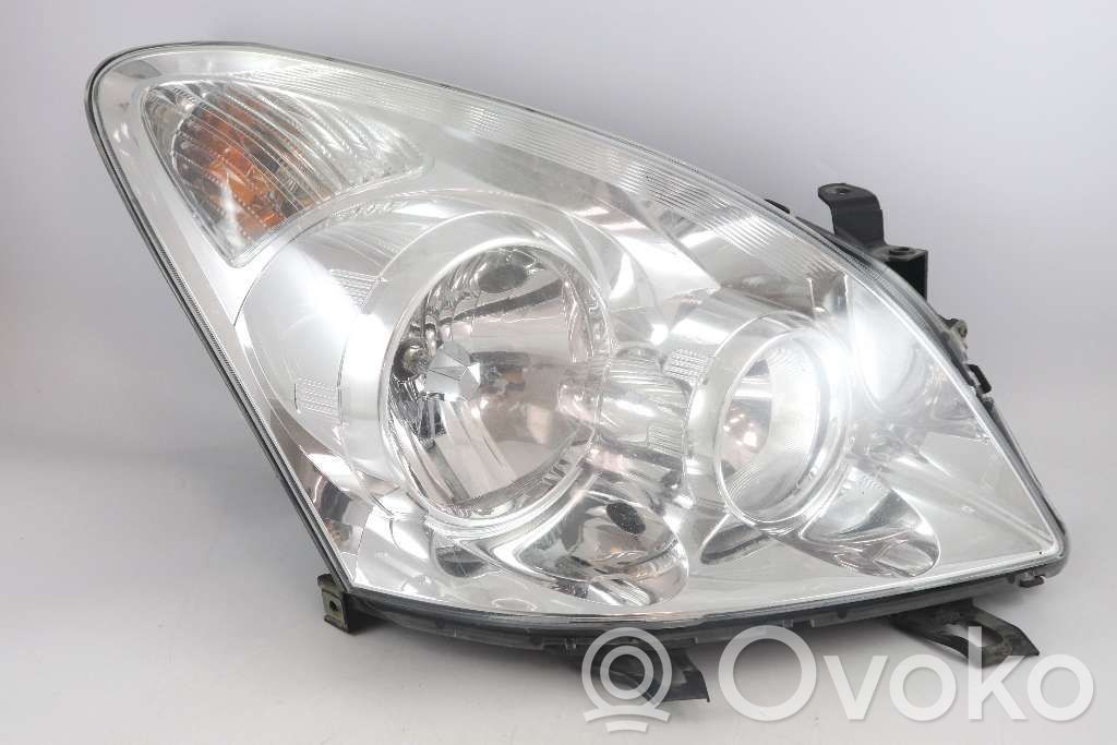 Toyota Corolla Verso AR10 Headlight/headlamp 