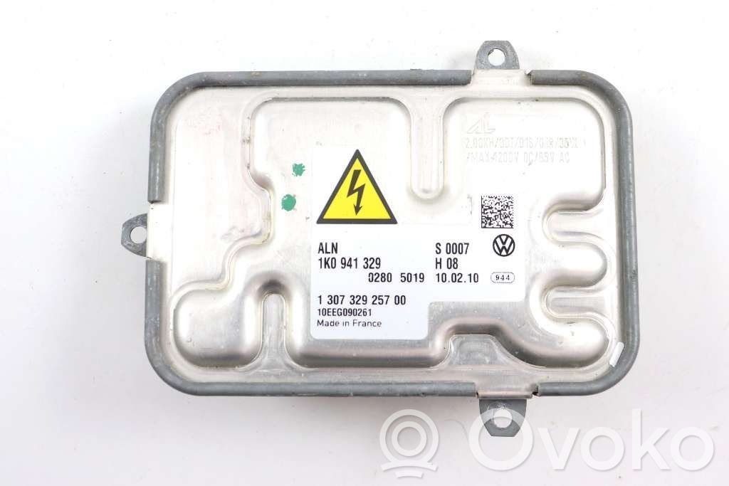 Module d'éclairage LCM   1K0941329,130732925700,1K0941329