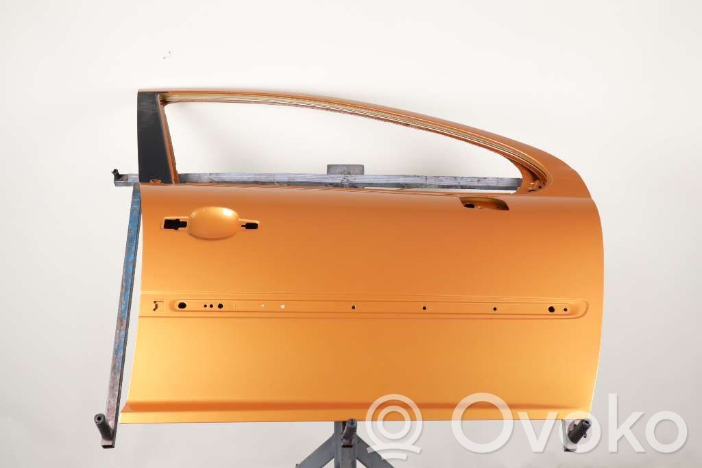 Puerta delantera   9004X8