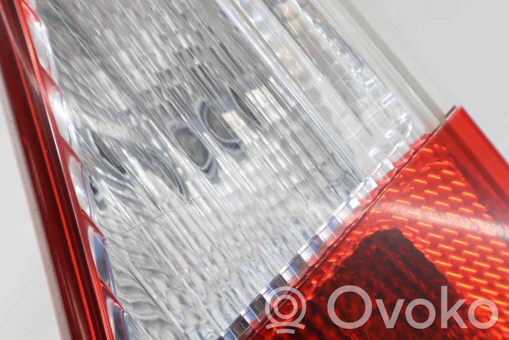 Volvo V70 Tailgate rear/tail lights 