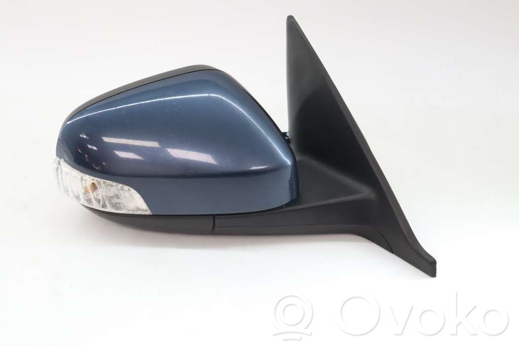 Volvo V50 Front door electric wing mirror 