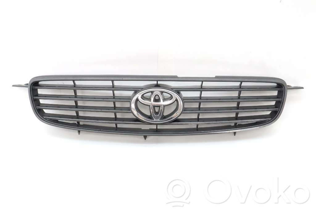 Toyota Corolla E110 Etupuskurin alempi jäähdytinsäleikkö 