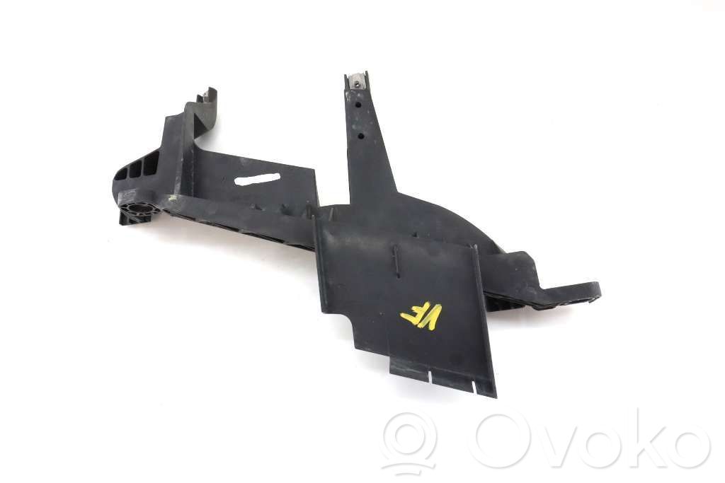 BMW X3 E83 Headlight/headlamp mounting bracket 