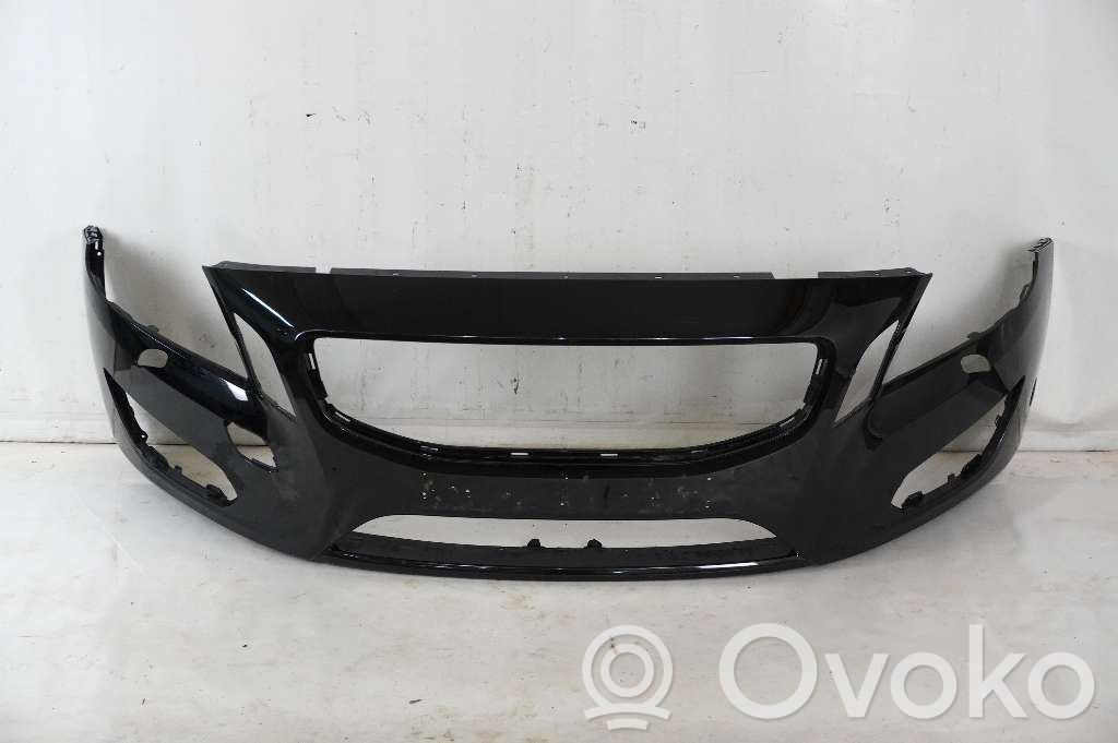 Volvo S60 Parachoques delantero 