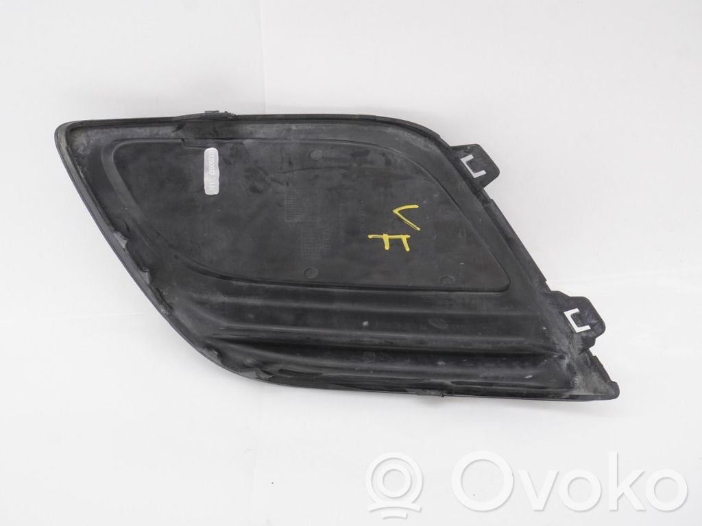 Volvo XC60 Etusumuvalon ritilä 