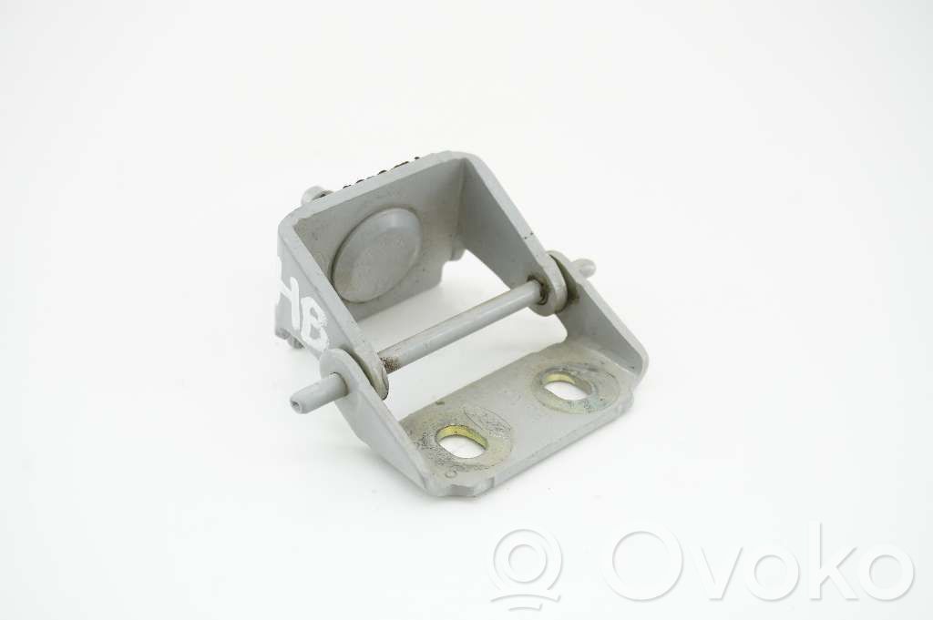 Ford Fiesta Tailgate/trunk/boot hinge 