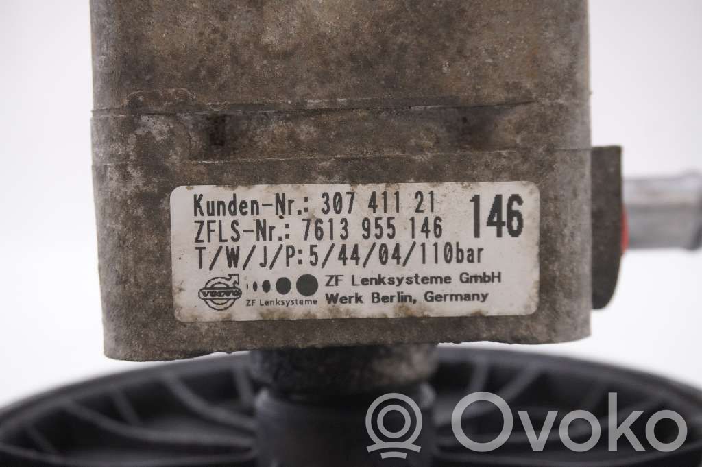 Volvo V70 Ohjaustehostimen pumppu 