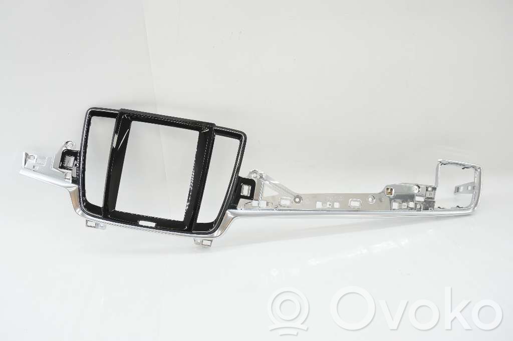 Volvo S90, V90 Ramă ornament torpedou bord 