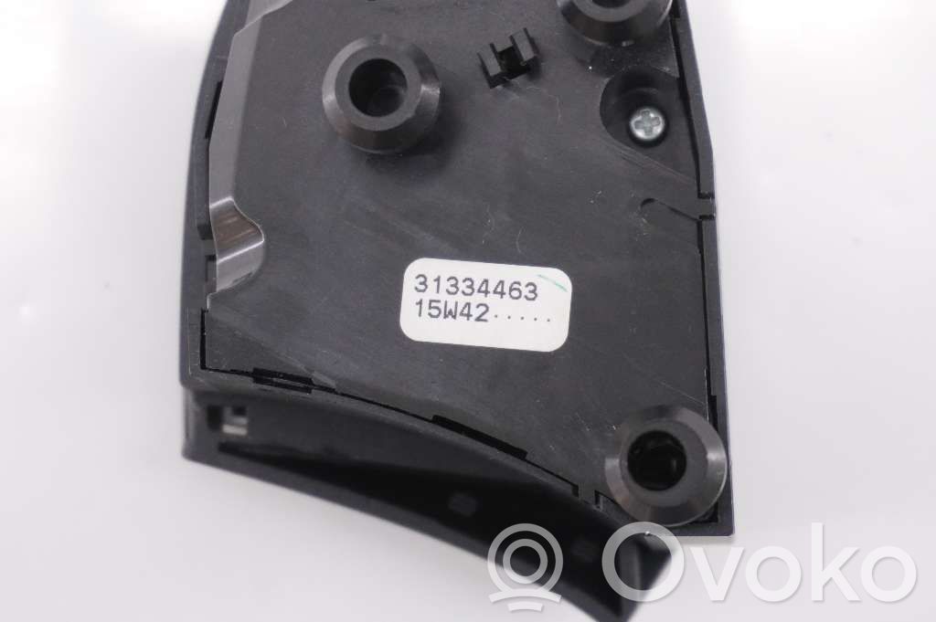 Boutons / interrupteurs volant   31334463,31334463