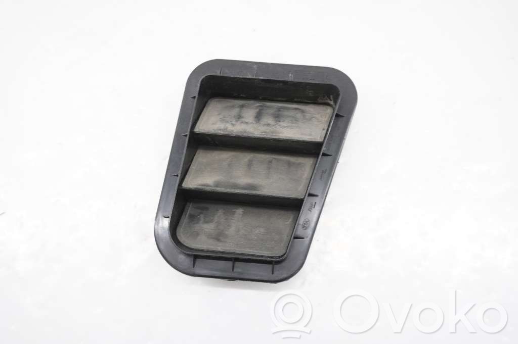 Kulmapaneelin paineventtiili   975102F200,975102F200