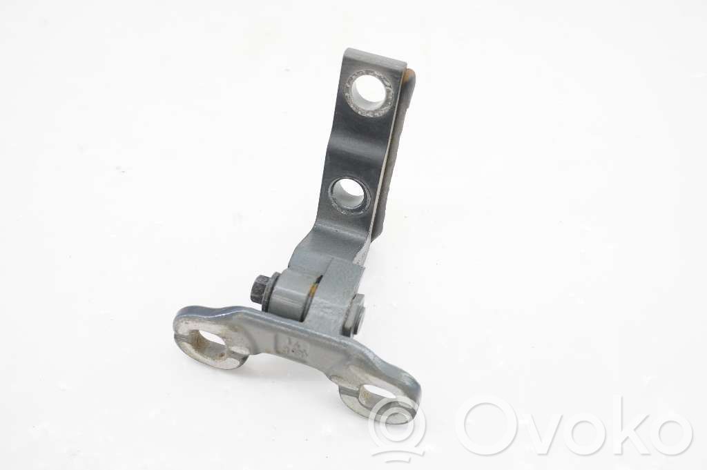 Volvo V40 Cross country Front door upper hinge 
