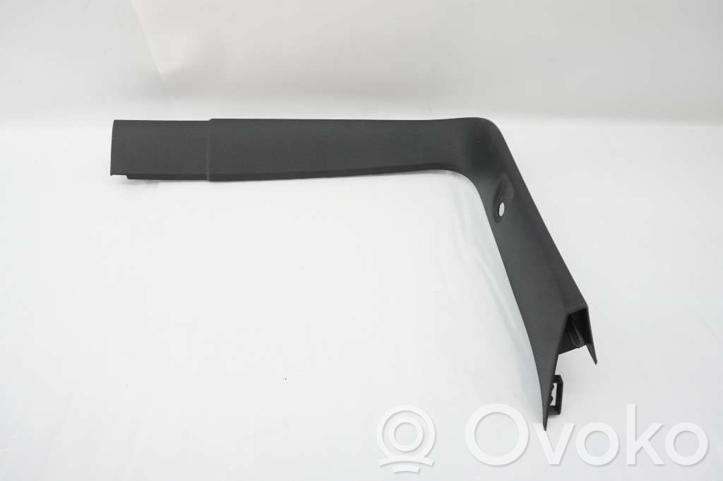 Volvo XC40 Tailgate/boot lid cover trim 