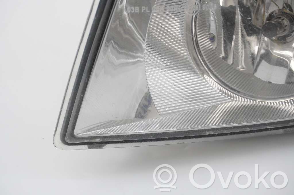 Skoda Fabia Mk2 (5J) Etusumuvalo 